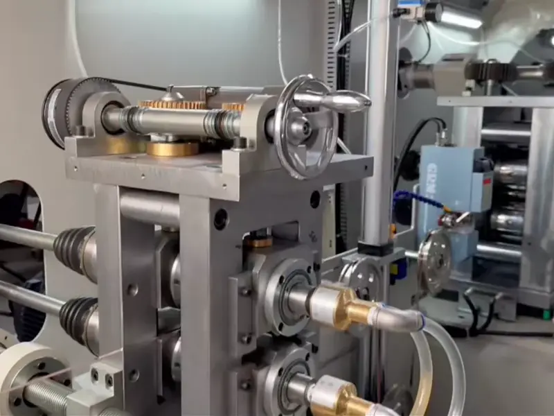 Чӣ тавр осиёбҳои Rolling Ribbon PV метавонад самаранокӣ ва сифати истеҳсоли ҳуҷайраҳои офтобиро беҳтар кунад